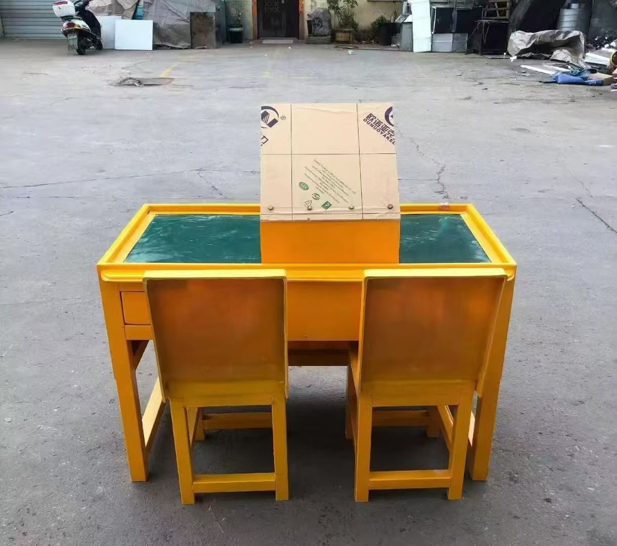 防城港防静电导通桌井下煤矿火工品发放桌：危险品流转的安全守护者